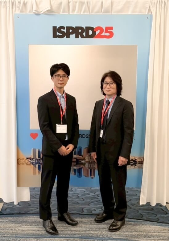 秋山先生との写真（大）